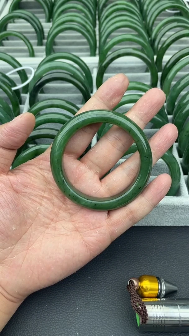 未镶嵌手镯和田玉（碧玉）14-57.2