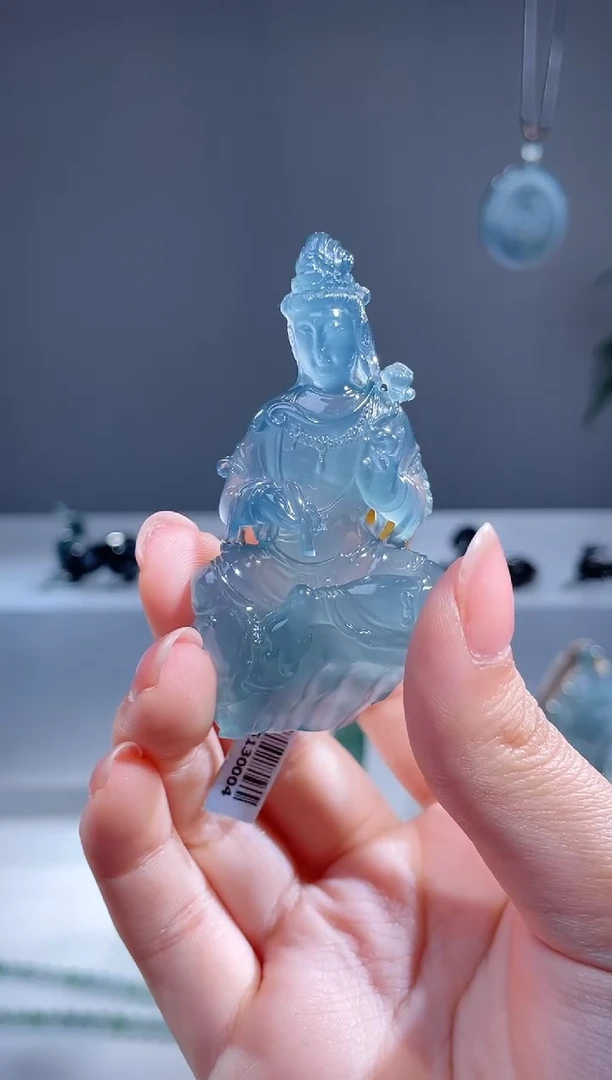 【闪购商品】翡翠颈饰未镶嵌天然A货翡翠观音