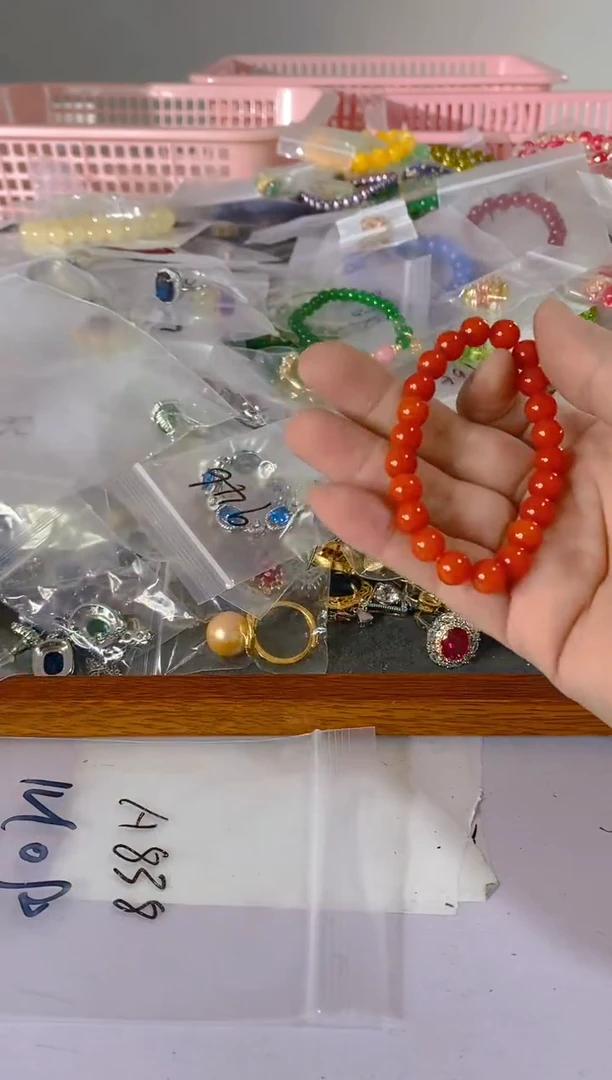 【闪购商品】水晶颈饰银S925镶嵌539红宝，蓝宝，多样性发一件赠链