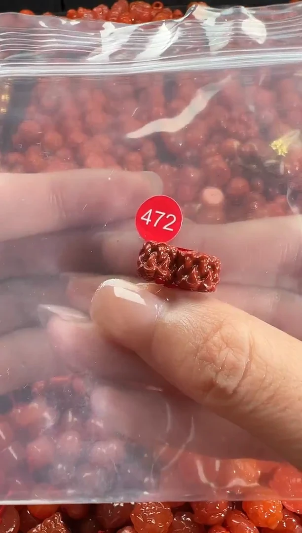 颈饰未镶嵌南红玛瑙1