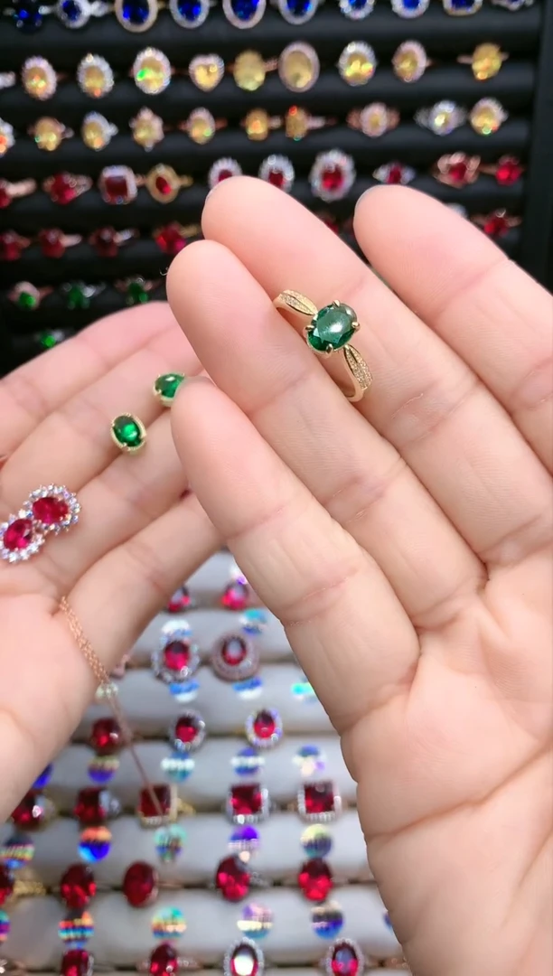 【闪购商品】透辉石戒指银S925镶嵌金色6.8