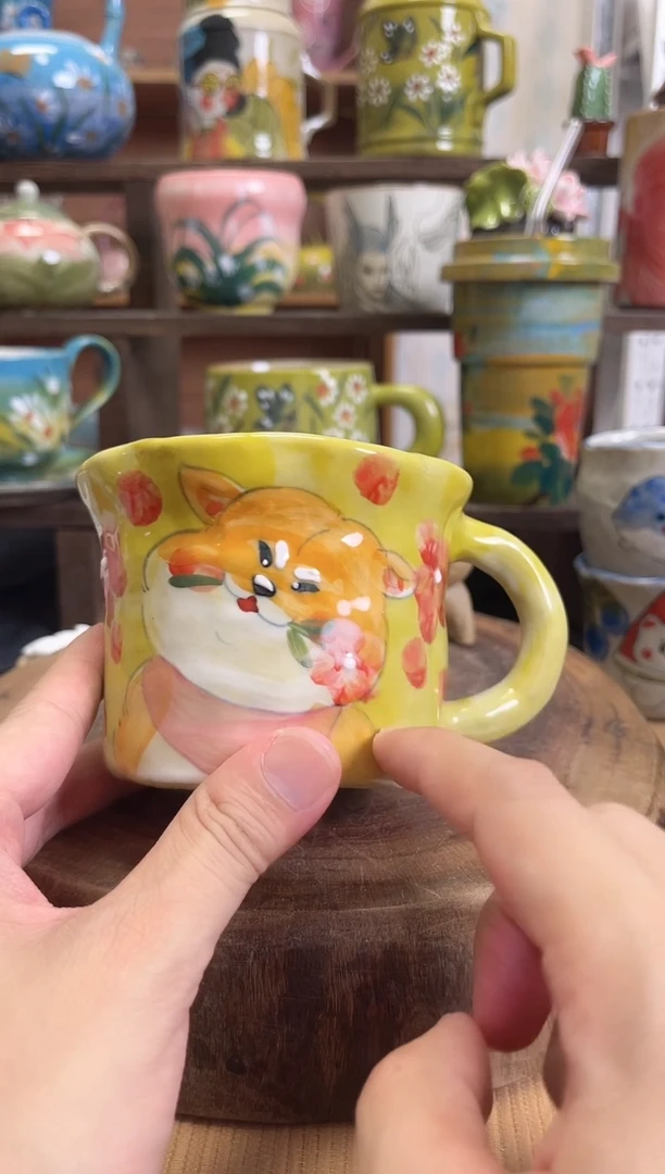 摆件手绘高温釉下陶瓷