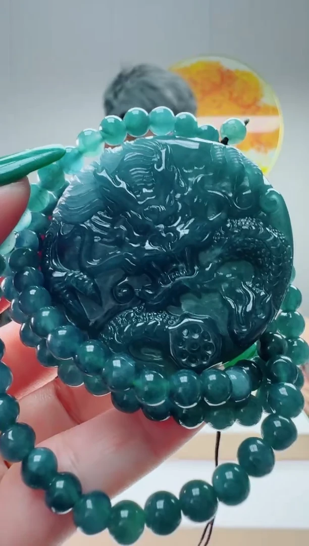 翡翠未镶嵌颈饰多样性随机发其一