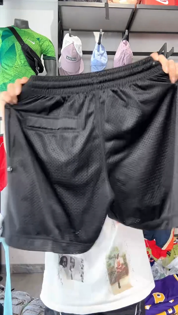 1141   编码 瑕疵款以直播间过款为准 尺码170