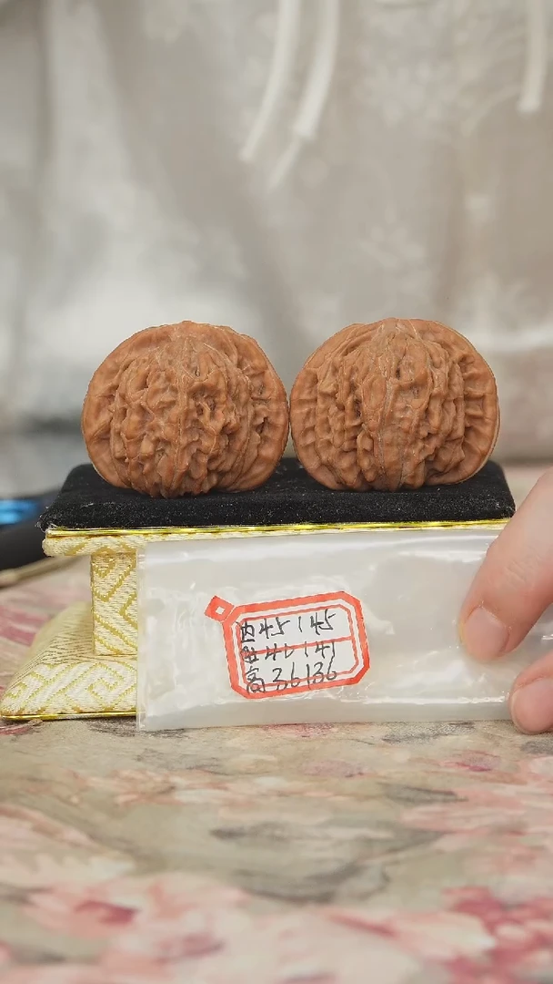 把件文玩核桃一代楼有修