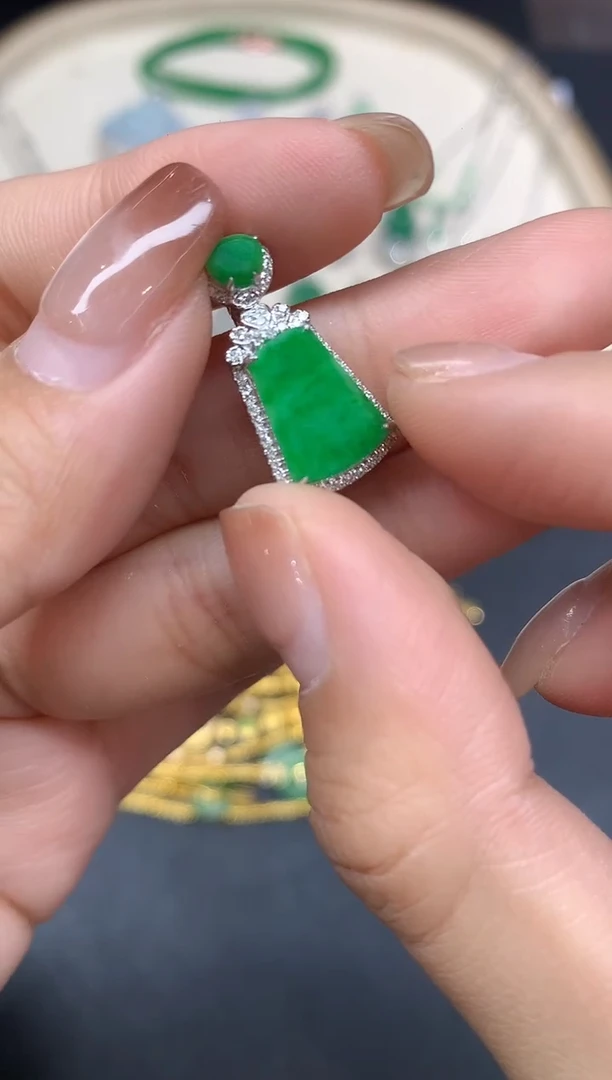 吊坠(不含链)18K金镶嵌翡翠吊坠A373|4980