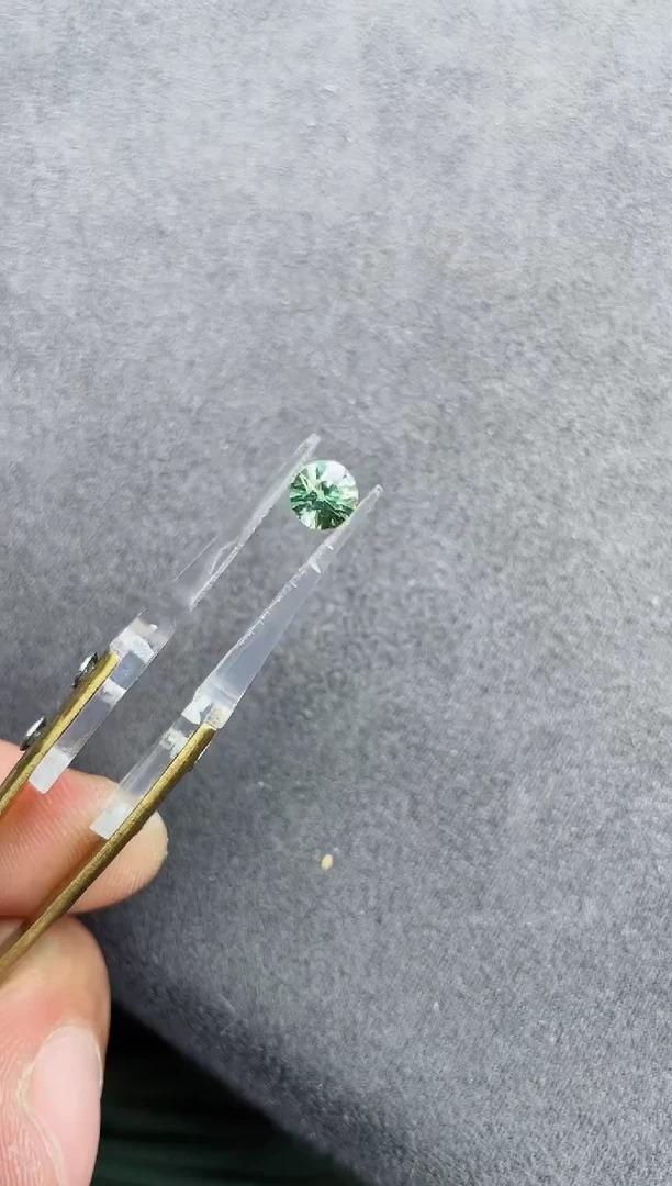裸石彩色蓝宝石1.04ct