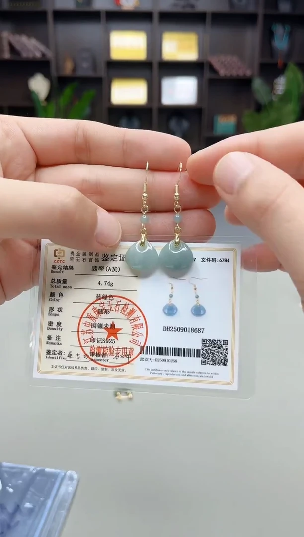 银S925镶嵌翡翠耳饰328000