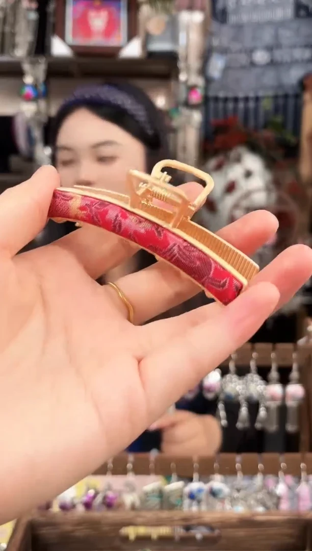 织绣民族风非遗老绣饰品726