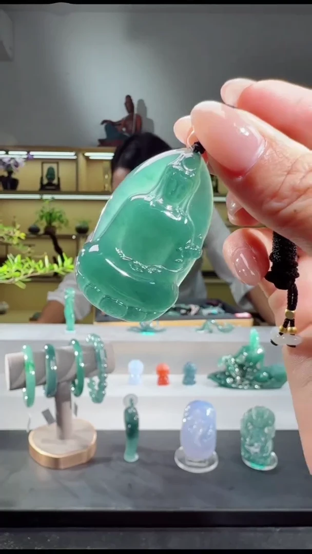 吊坠(不含链)未镶嵌翡翠观音