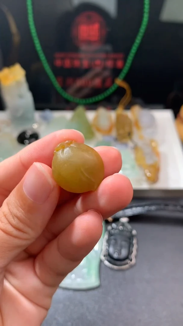未镶嵌定制翡翠
