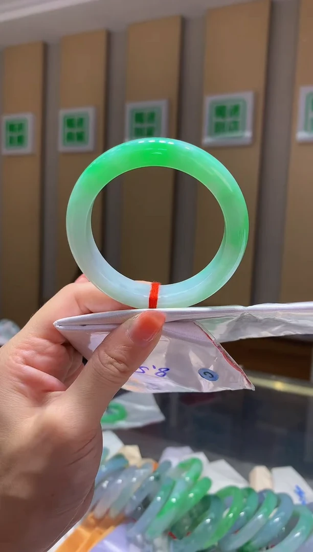 未镶嵌手镯翡翠-QQ5 圈口53.2