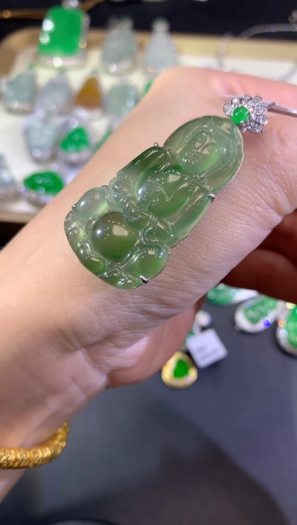 吊坠(不含链)18K金镶嵌翡翠22-观音