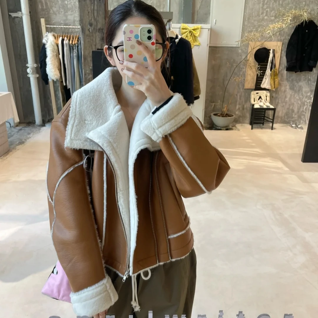 翻领斜拉链高级感新款皮毛一体机车服