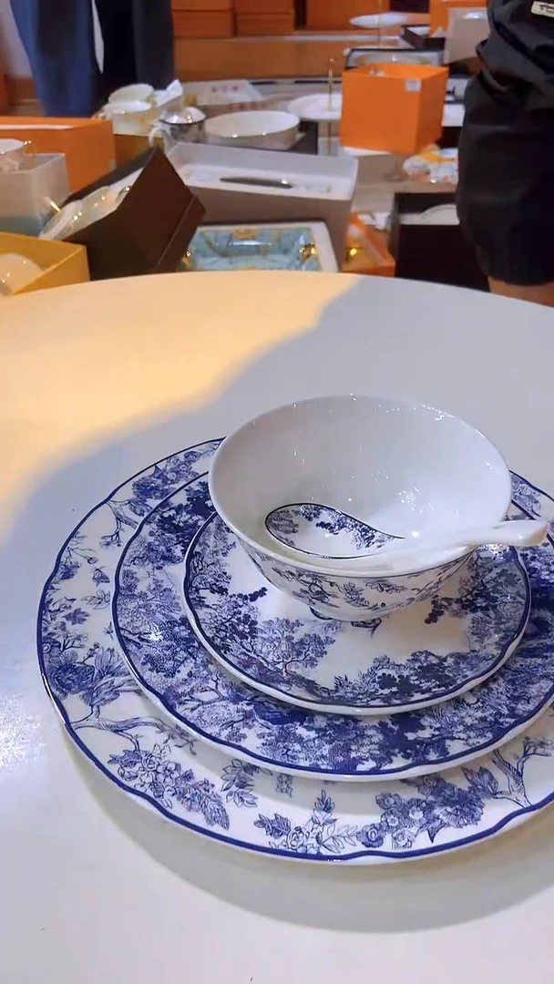 鸿辉家品牌瓷器，京东包邮！