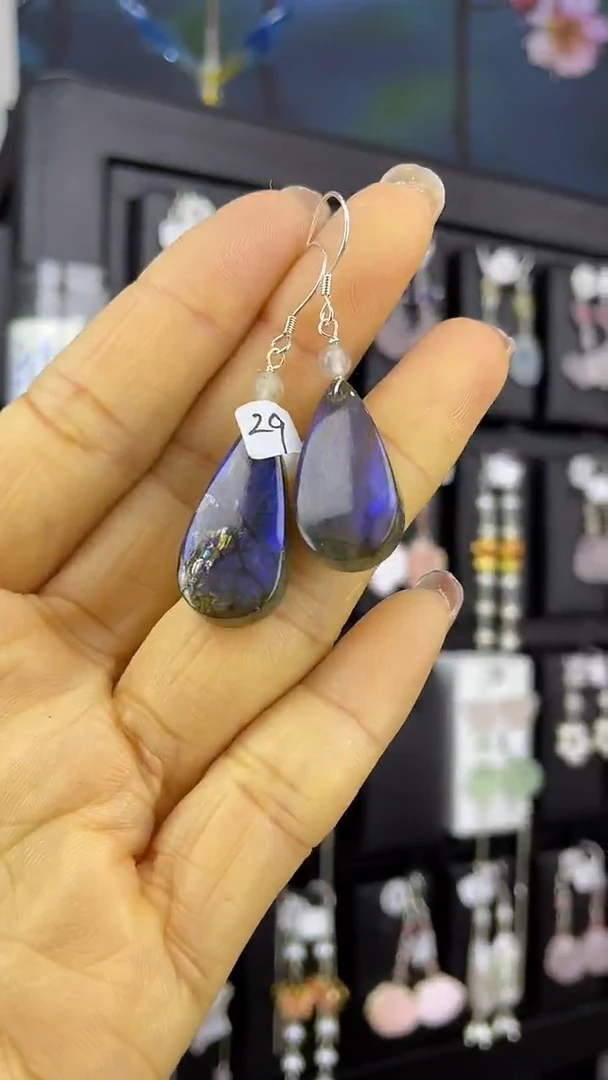 未镶嵌耳饰拉长石珠****）珠圆玉润（奶音小甜