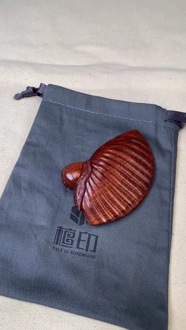 黄花梨/降香黄檀把件黄花梨 贝壳