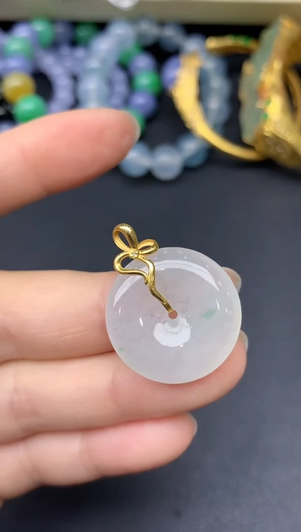 颈饰18K金镶嵌翡翠156-雪姐翡翠天天见