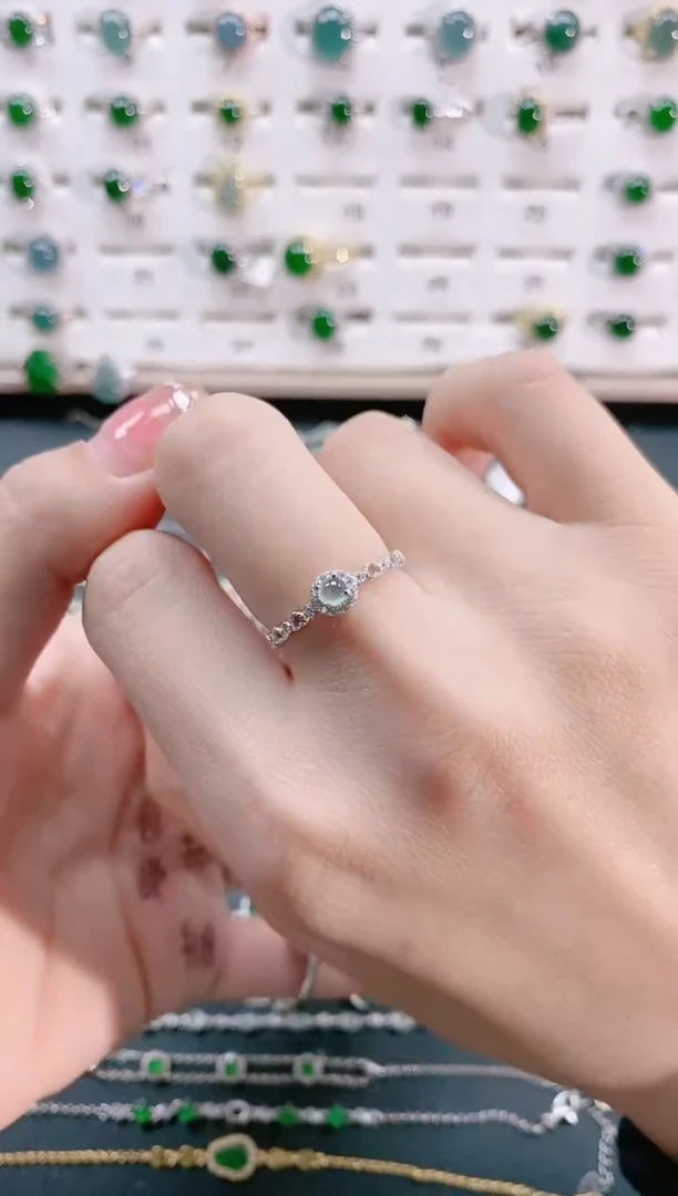 【闪购商品】翡翠戒指银S925镶嵌天然翡翠