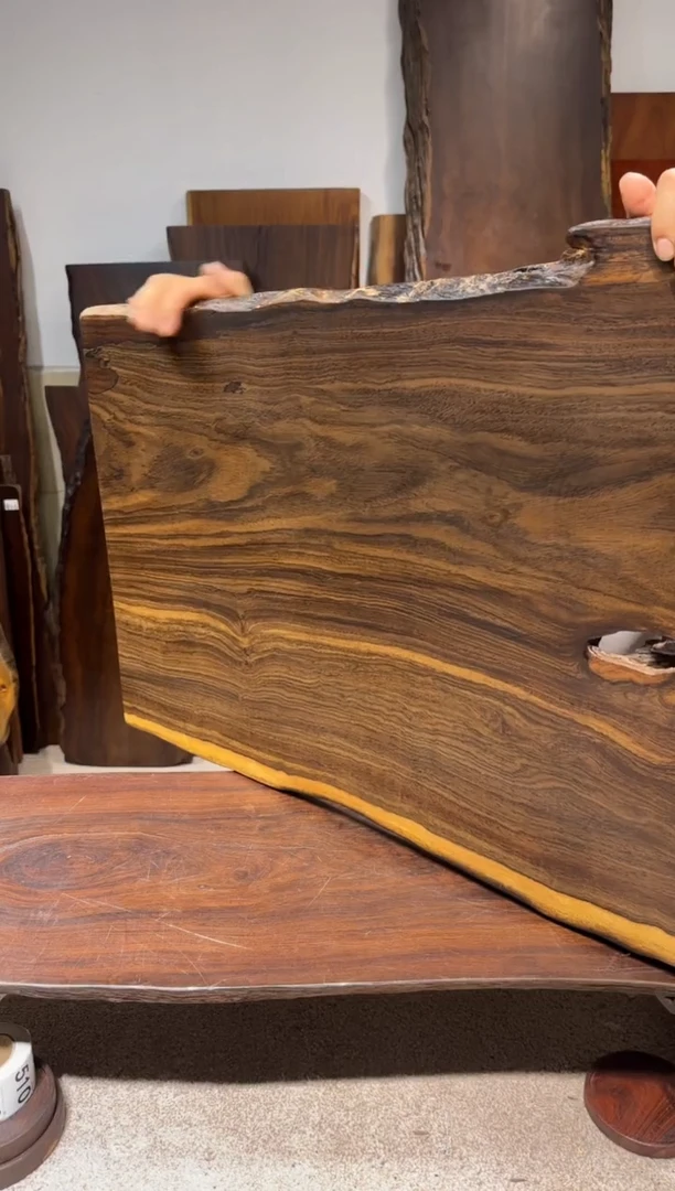 风车木（黑檀木）尺寸77*50*2.5编号495