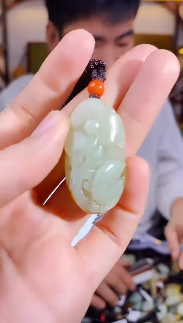 【闪购商品】和田玉颈饰未镶嵌1
