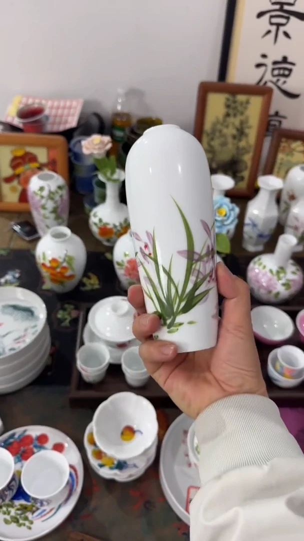 其他景德镇高温瓷（玉泥花瓶）福利价微瑕