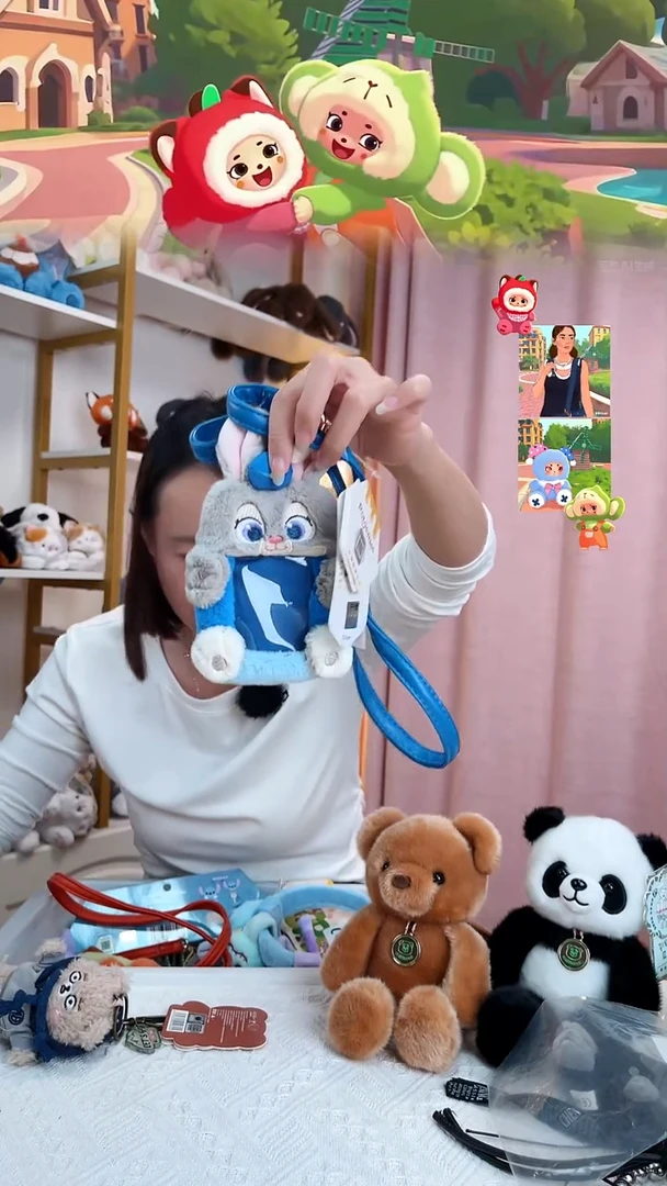 毛绒朱迪卡包挂件
