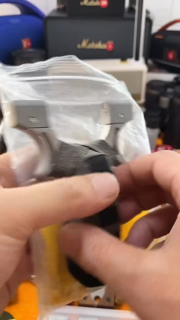 瓷片闪购商品 如图所示