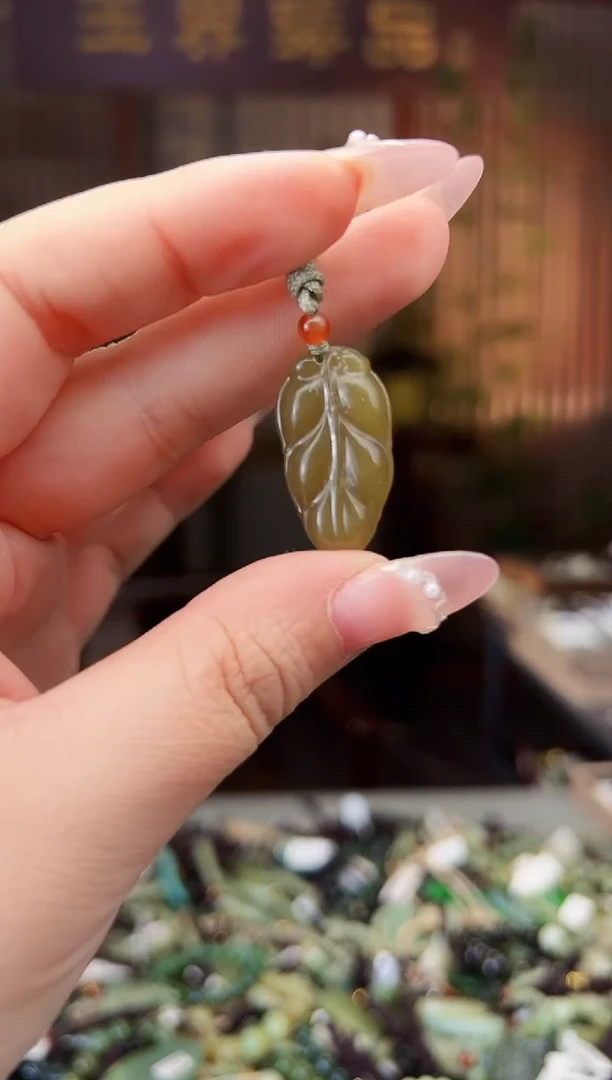 【闪购商品】和田玉颈饰未镶嵌多样性发一