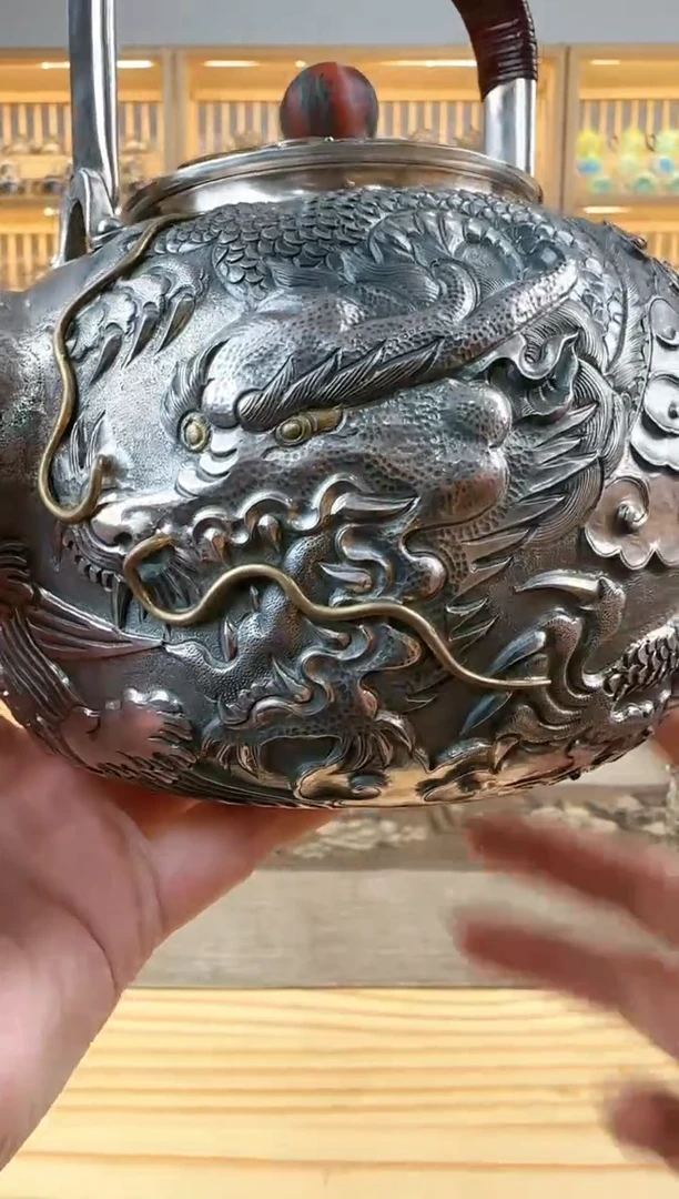 【闪购商品】海浪龙纹浮雕烧水壶寸成四制