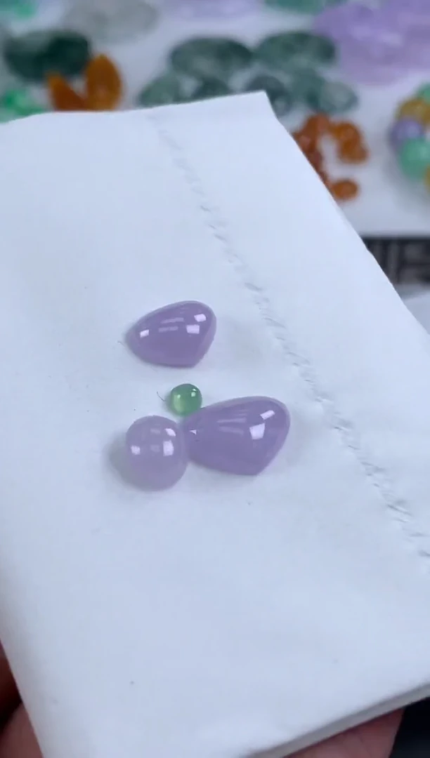 【闪购商品】定制翡翠未镶嵌多样性发一套