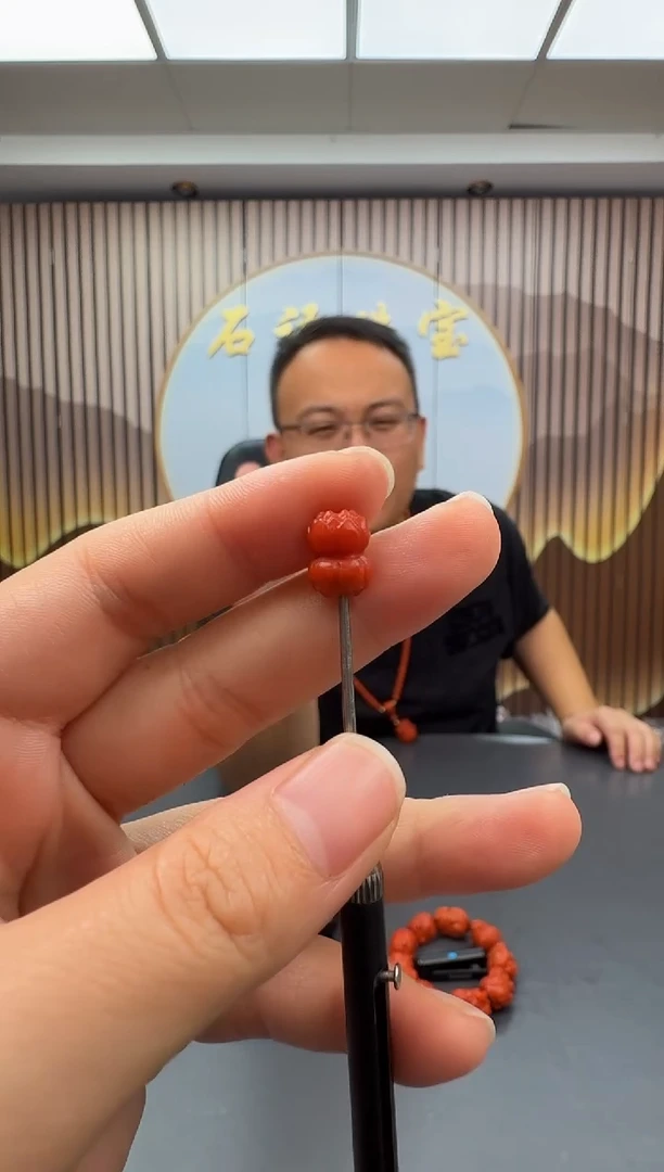 南红玛瑙雕刻未镶嵌002ZB0814产品一个