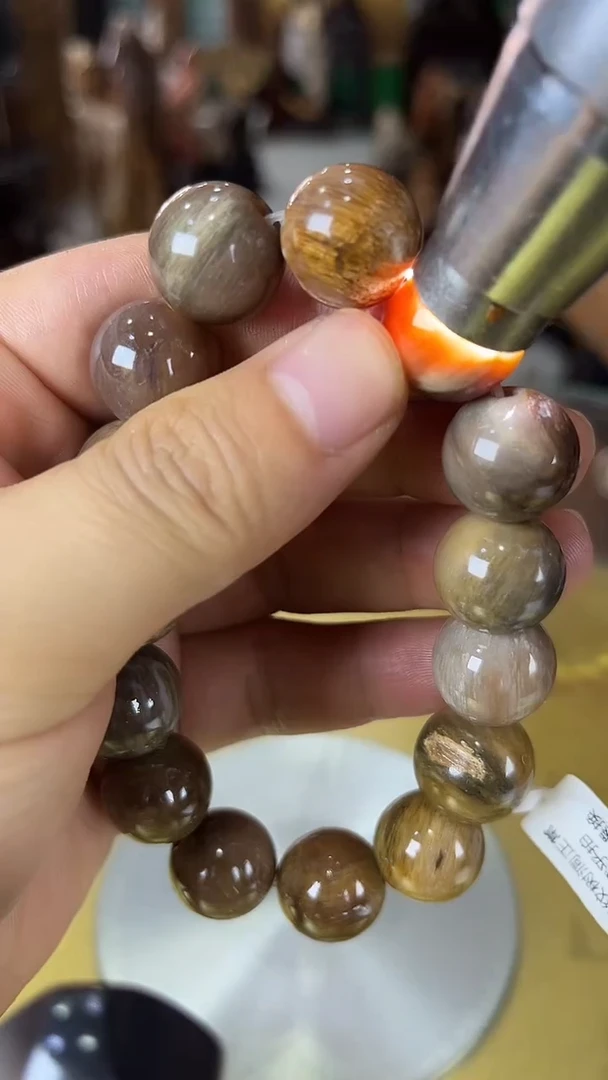 未镶嵌珠宝奇石硅化玉缅甸天然树化玉手串