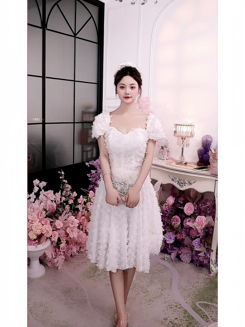 ”蔷薇信笺”夏季通勤显瘦大摆裙连衣裙气质白色职场休闲纯欲风设计