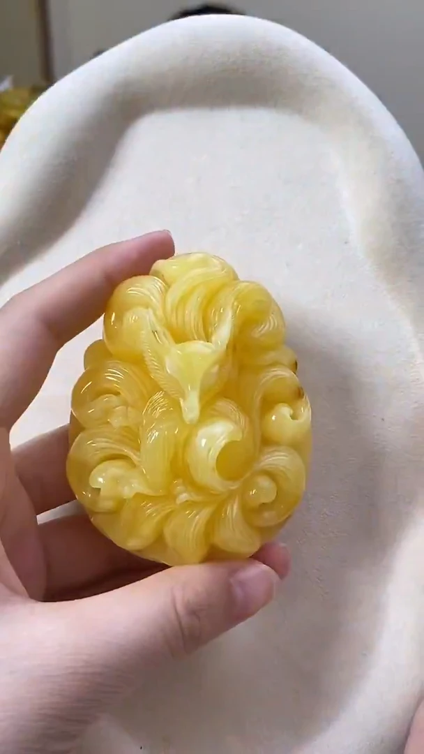 琥珀颈饰未镶嵌吊坠