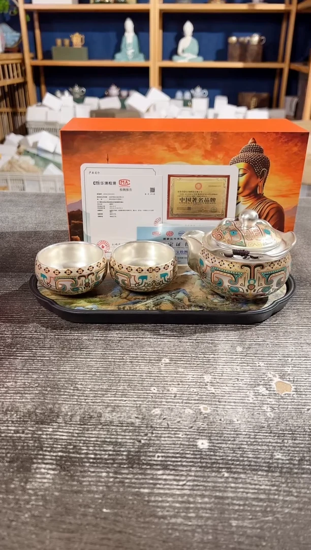 【闪购商品】其他宋瑜饕鬄唐卡手抓鎏银壶+2杯+茶盘