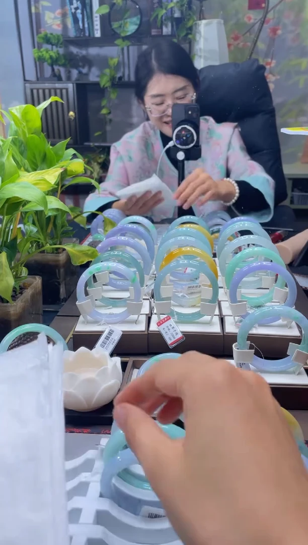 未镶嵌手镯翡翠00002337