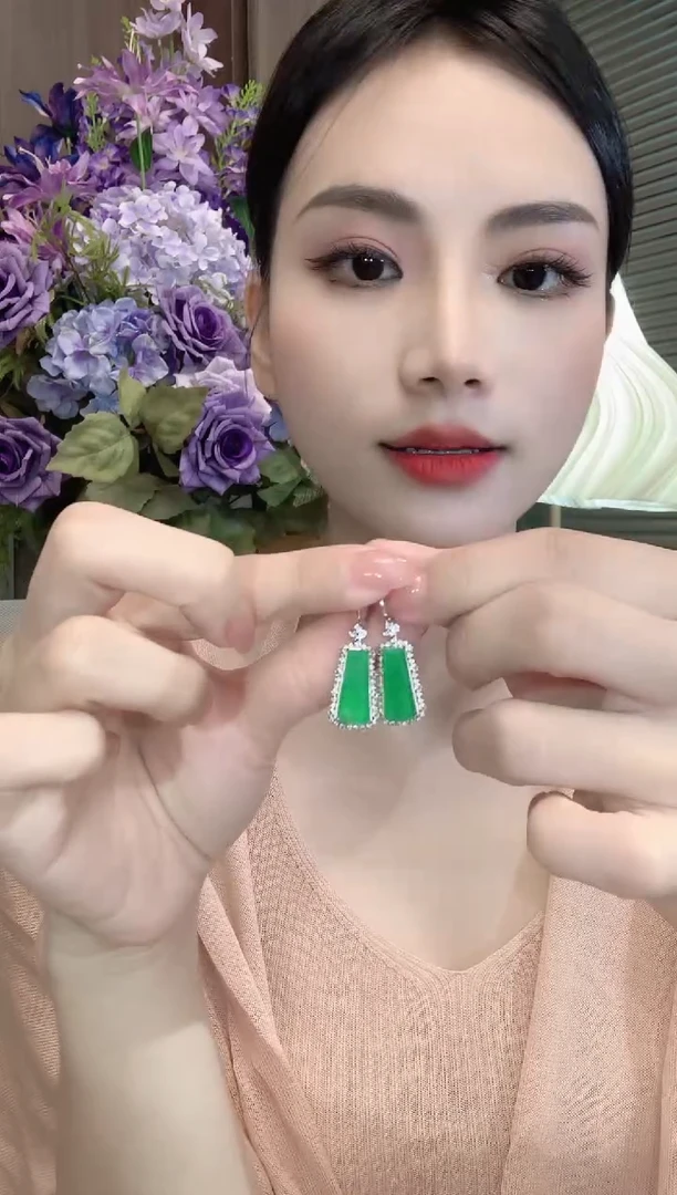 翡翠18K金镶嵌耳饰C88