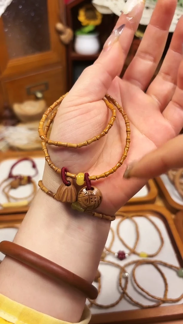 吊坠桃核双圈   竹节手串  福字加莲蓬   备注手围