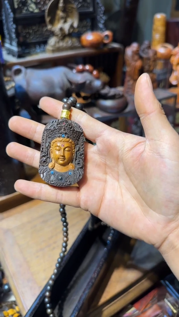木cx佛头脖挂 带紫檀长盒