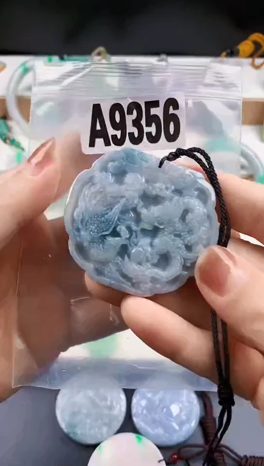 颈饰未镶嵌翡翠天然翡翠吊坠挂件