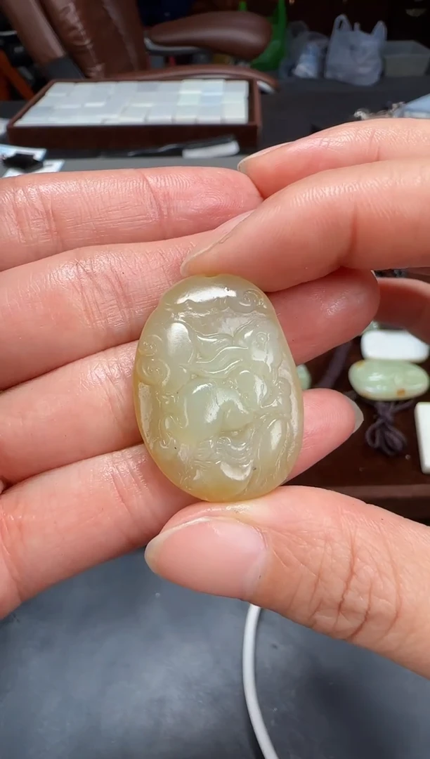 【闪购商品】和田玉颈饰未镶嵌拍一发一多样性发货