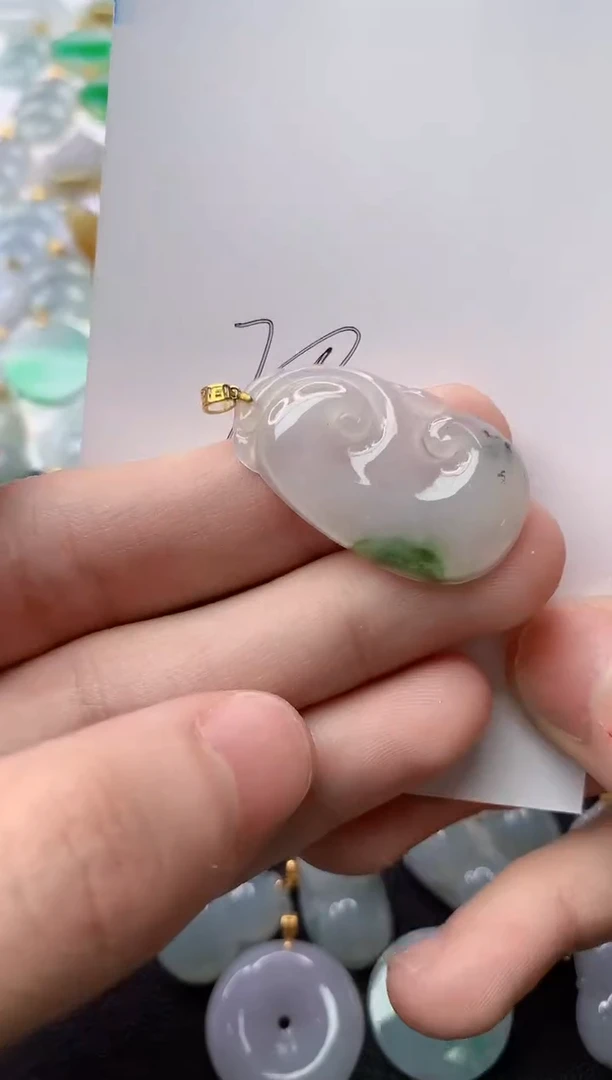 【闪购商品】翡翠颈饰18K金镶嵌51..........