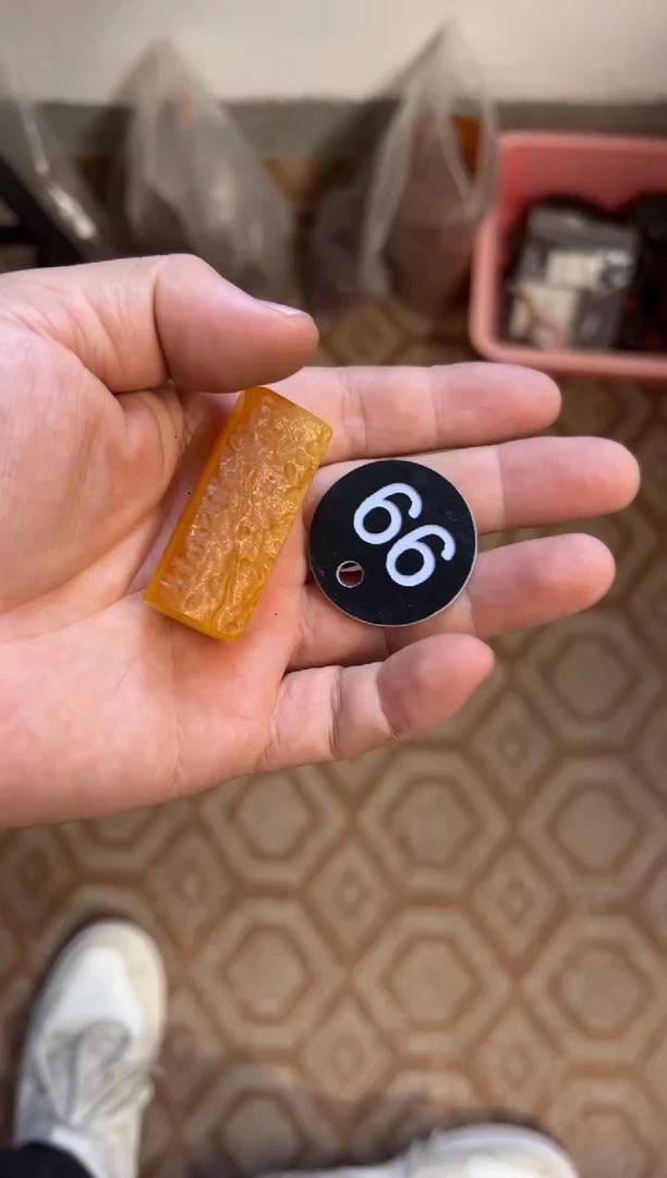 【闪购商品】琥珀珠宝奇石未镶嵌13.1g