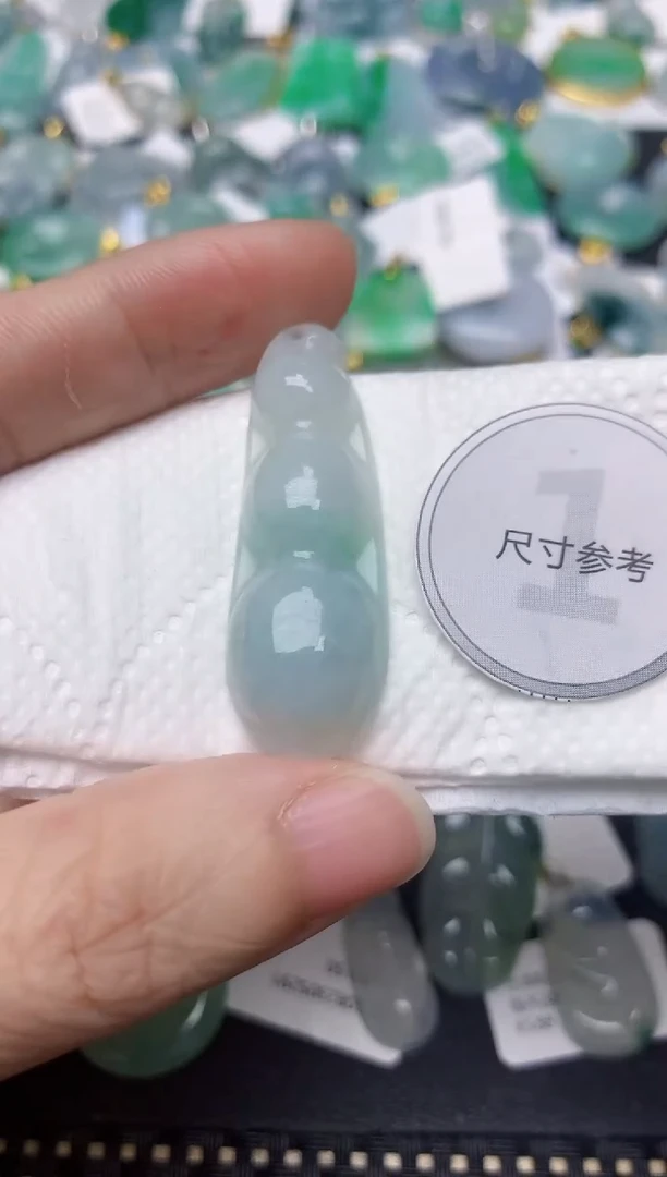 颈饰未镶嵌翡翠天然缅甸A货翡翠