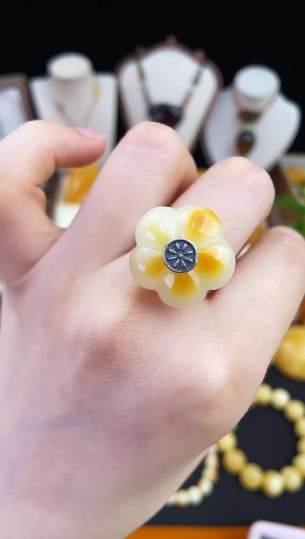 琥珀未镶嵌珠宝奇石柒月