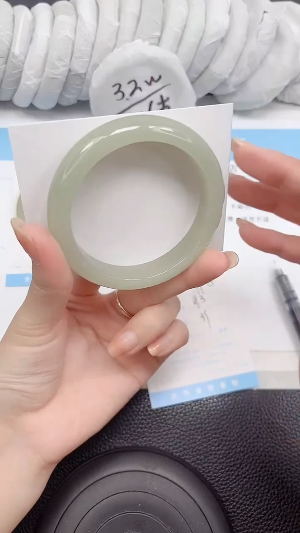 未镶嵌手镯石英质玉199-59.3