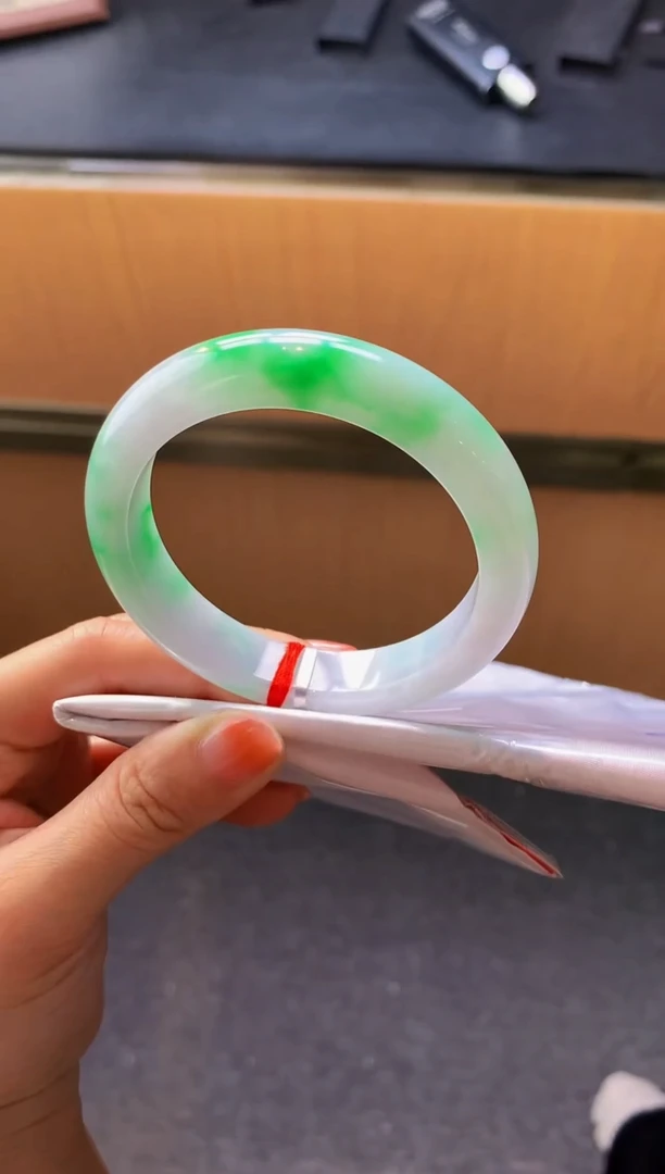 未镶嵌手镯翡翠-C39 圈口55