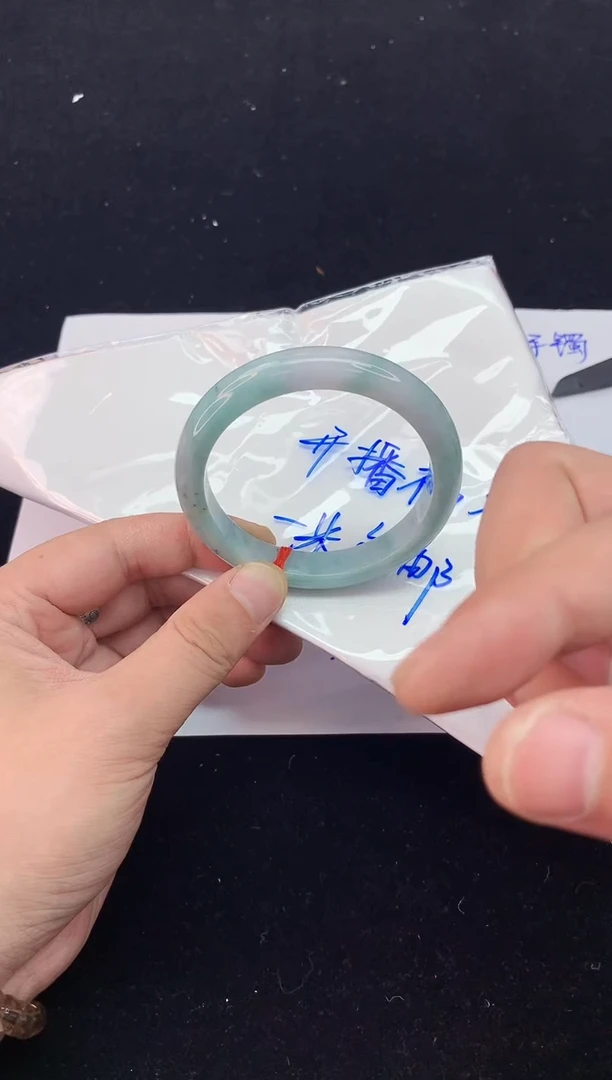 翡翠手镯未镶嵌1天然A货缅甸翡翠默认有瑕