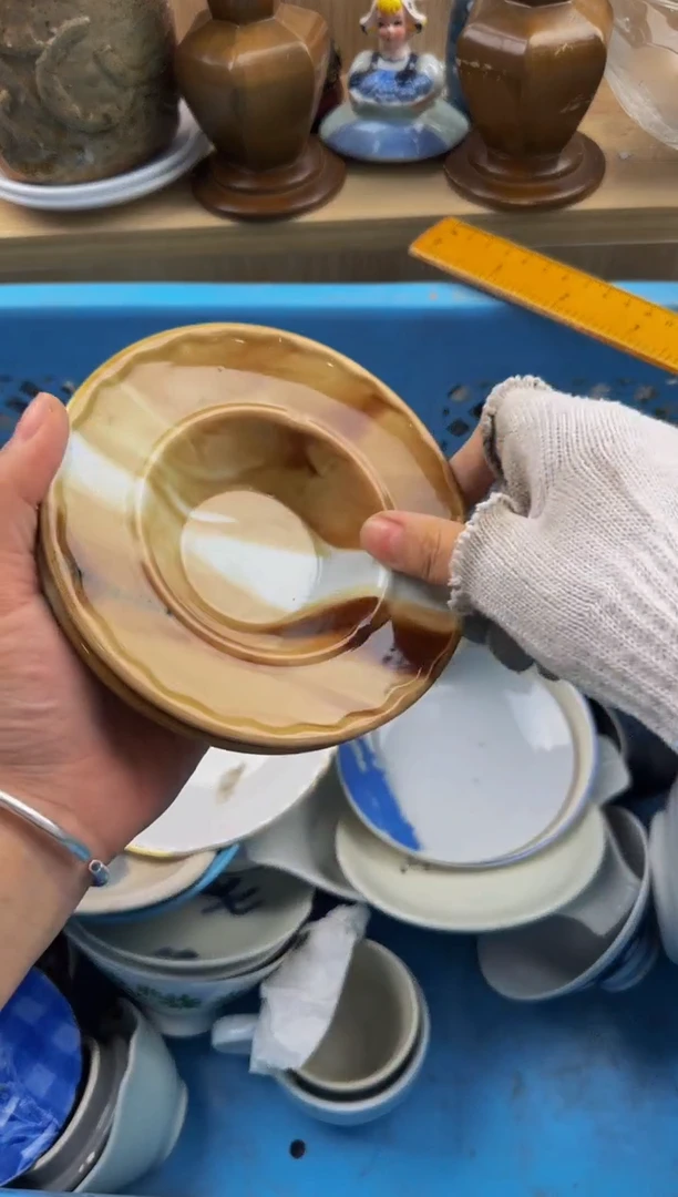 267默认微瑕，满20包邮。